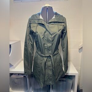 Olive Green Columbia Women's Jacket